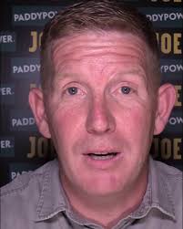 “He comes running out and he laughs at me…”, The story of how Lar Corbett  screwed Redser O’Grady out of €900 😲, And gave him some sound advice to go  along with it 🤣