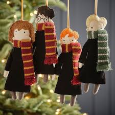 Without question, the best harry potter movie to watch at christmas is the first one. 32 Best Harry Potter Ornaments Harry Potter Christmas Tree Ideas