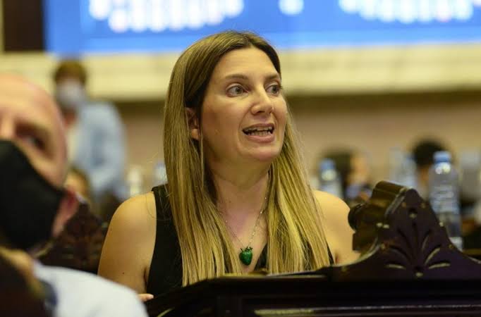 silvia lospennato