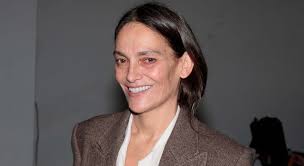 Quién es Laura Ponte, invitada a 'El Hormiguero' de Pablo Motos: De su  vínculo con la familia real a sus complejos en la adolescencia