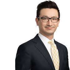 Matt Holub's Instagram, Twitter & Facebook