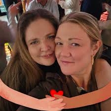 Do people still send Christmas cards let me know in the comments I want to  see the % of people that do #Christmas