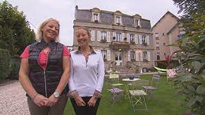 Tant qu'elle eut des maisons et même seulement des murs des deux côtés de son chemin, elle alla assez hardiment. Avis Sylvie Et Pauline Dans Bienvenue Chez Nous Dans La Somme Bienvenue Chez Nous Nouveautes Tele Com