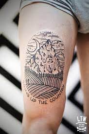 We can observe a strong influence of geometric elements, calligraphy, symbols of all kinds, as by effects and compositions based in current digital illustration. Contemporary Tattoos And Their Inspiration