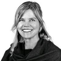 Ronda Carlson's Instagram, Twitter & Facebook