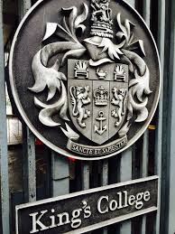Kings College London Gate Taken May 2014 Grawemeyers King S College London King S College London King S College Cambridge