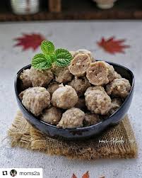 Hal ini dikarenakan warung tersebut menyediakan menu yang spesial. 5 Resep Bakso Sapi Homemade Yang Enak Yuk Coba Di Rumah Moms Orami