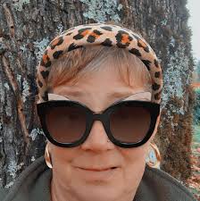 What car washes in Silverdale/Bremerton offer free vacuum, car mat washer,  and membership?