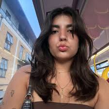 Ali 💖 (@aliciaplaj)