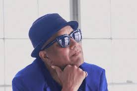 Johnny Britt Recreates Dionne Warwick's 'Walk