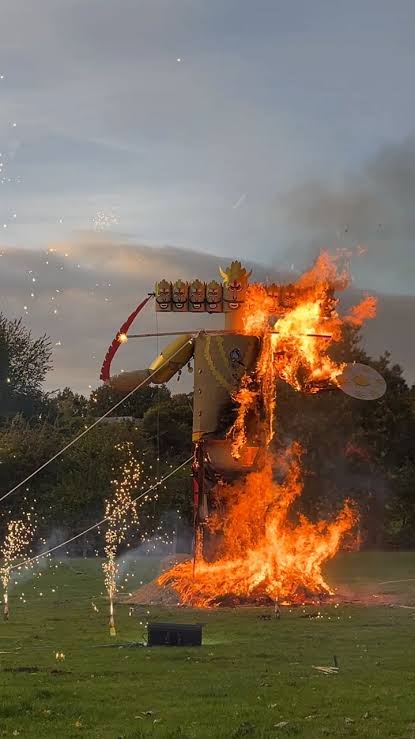 Dussehra 2025 🔥🏹, Whilst celebrating Dussehra, let us not be just  satisfied with burning lifeless effigies of Ravana; let us also burn with  the purifying fire of the holy names the living Ravana ...