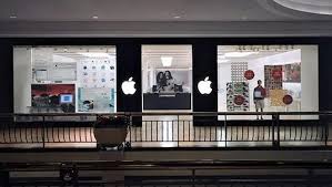 Apple education discounts are available to students and educators, but you can also access even deeper apple student discounts through how to get a student discount on apple products. It S Been Two Decades Since Apple Opened Its First Store