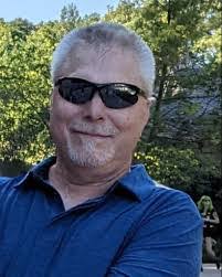 Dan Gearhart's Instagram, Twitter & Facebook