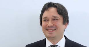 Absolwent wydziału prawa i administracji uw oraz centrum prawa amerykańskiego (2006 r.). Marcin Wiacek Kandydatem Na Rzecznika Praw Obywate Marcin Wiacek Cotojest