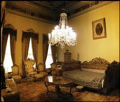 غرفة نوم السلطان عبد العزيز الأول في قصر الدولة العثمانية Facebook