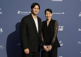 Dodgers Star Ohtani Becomes Father of Two