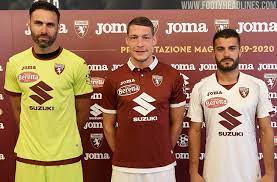 There are some vertical lines on the away kit of torino fc. Fc Turin 19 20 Trikots Enthullt Nur Fussball