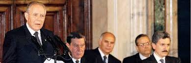 Born december 9, 1920, in livorno, italy; Carlo Azeglio Ciampi Morto A 95 Anni Dalla Banca D Italia Al Quirinale Fece Riscoprire L Orgoglio Per L Inno E Il Tricolore Il Fatto Quotidiano