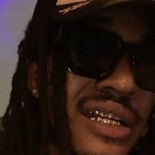 Stream LEAKAVELI music