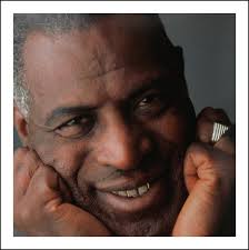 Great Song by the Late Great Howling Wolf ( better known as Chester Arthur  Burnett ) He is regarded as One of the most Influential Blues Musicians of  All time !! This