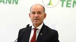 Haub is missing after a ski tour at the matterhorn region. Tengelmann Unternehmenschef Karl Erivan Haub Verschollen Stern De