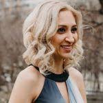 Angela Azimi's Instagram, Twitter & Facebook