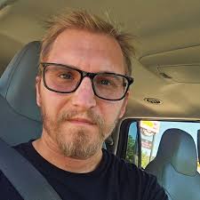 Reel by Nikolas Knapp (@nikolasknappmusic) · September 21, 2025