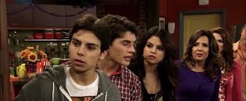 Ce wiki parle de la série les sorciers de waverly place, série originale de disney channel. Gregg Sulkin Est Partant Pour Une Reunion Des Sorciers De Waverly Place