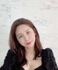 Hello everyone, In Seoul now with my husband who wants to watch the Rugby  World Championship matches. Nightime. Any suggestion where to go ? Nothing 