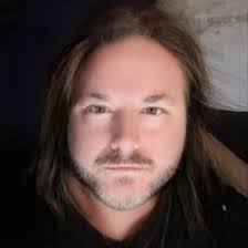 Tim Crow's Instagram, Twitter & Facebook