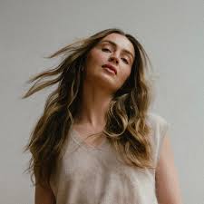 Allana Davison - YouTube