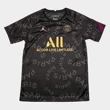 O atacante tem contrato com a equipe francesa até 2022 e é alvo de interesse do Camisa Paris Saint Germain Juvenil Pre Jogo 20 21 Nike Champions League Preto Netshoes