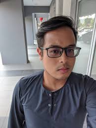 Pukei-Pukei is a bird wyvern that can poison and stun its prey at the same  time! Watch Arekkz Gaming try his luck against this sly opponent:  https://youtu.be/cUuJezUaZ-4