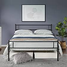 The bed has become a valued piece of furniture and focal point of a daybed is usually the size of a twin bed, which is 38 by 75 inches, but it often has side rails and a board it can be used for seating or a place for a nap without the trundle bed having to be pulled out. Amazon Co Uk Bed Base With No Headboard