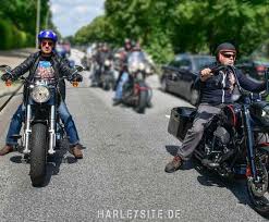 Jan hofer gratulierte im jahre 2015 seinem ehemaligen kollegen wilhelm wieben zum 80. Harleysite Confederate F 113 Hellcat Confederat F113