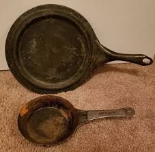This Listing Is For One Large 11 Quot Cowboy Camp Giddle And A Smaller 6 Quot Camp Frying Pan With A Pour Spout Great Collectors Piec With Images Cast Iron Cabin Camping