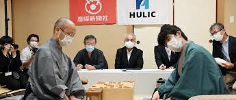 将棋の棋聖戦五番勝負第1局が6月6日、千葉県木更津市「龍宮城スパホテル三日月」で行われ、 藤井聡太 棋聖（王位、18）と 渡辺明 名人（棋王、王将、37）が現在対局中だ。 æ¸¡è¾º è—¤äº•é™ã—1å‹2æ•— æ£‹è–æˆ¦ç¬¬3å±€ æ¯Žæ—¥æ–°èž