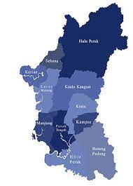 Kuala kangsar mendapat nama dari muara sungai kangsar yang bertemu dengan sungai perak. Perak Malay Wikiwand