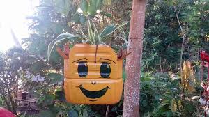Emoji aka building, house, home, garden. Emoji Hanging Pots Nes Hel Home Garden Facebook