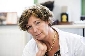 Niet alleen door de buitenkant, maar ook door de binnenkant. Petra De Sutter Alchetron The Free Social Encyclopedia