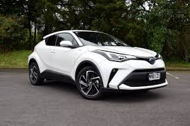 Toyota'nın başarılı crossover modeli chr makyajlandı. Road Test Review Toyota C Hr Limited Hybrid Stuff Co Nz