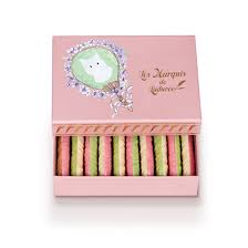 Les Marquis De Laduree Coffret Langues De Chat Rose Laduree Baking Packaging Flavors