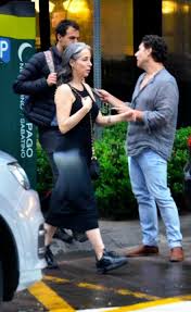 Rafael married mexican actress adriana lavat in december 2001 and had two children, santiago rafael and rafaela, before separating in 2007 and divorcing. La Saga Adriana Lavat Reaparece Muy Bien Acompanada Tras Problemas Con Rafa Marquez