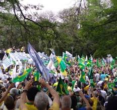Em outras regiões de porto alegre, como bom fim e rio branco, também ocorreram panelaços contra bolsonaro ao longo da tarde. Ato Pro Bolsonaro Reune Manifestantes Em Porto Alegre Politica Estadao