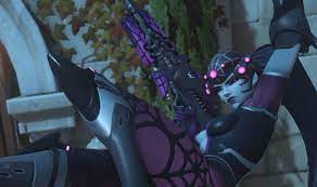 Why does widowmaker have blue skin? Widowmaker Gets A Spidey Suit For Overwatch S Halloween Terror Event Dot Esports