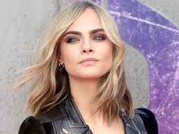 Cara jocelyn delevingne was born in london, england, to pandora anne (stevens) and charles hamar delevingne, a property developer. Cara Delevingne Opens Up About Depression I Had A Mental Breakdown Abc News