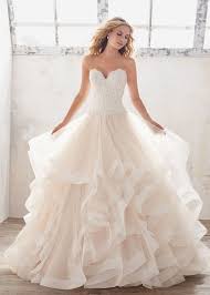 White Wedding Dress And Other Bridal Ideas Do You Want To Have A Good Wedding And Reception Ball Gowns Wedding Ball Gown Wedding Dress Dream Wedding Dresses