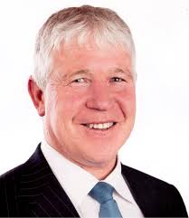 It is with great sadness that I share the news of the untimely passing of a  colleague and friend of Sun Valley Primary, Vernon Wood