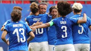 Il calcio in italia è lo sport più popolare. Mondiali Di Calcio Femminili L Italia Conduce Sulla Cina Per 2 0 Con Un Gol Pazzesco Di Aurora Galli