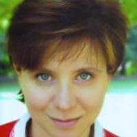 Carla Castelli's Instagram, Twitter & Facebook